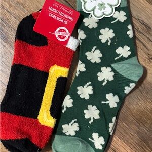 Lucky Brand Green and Black Clover No Show Socks